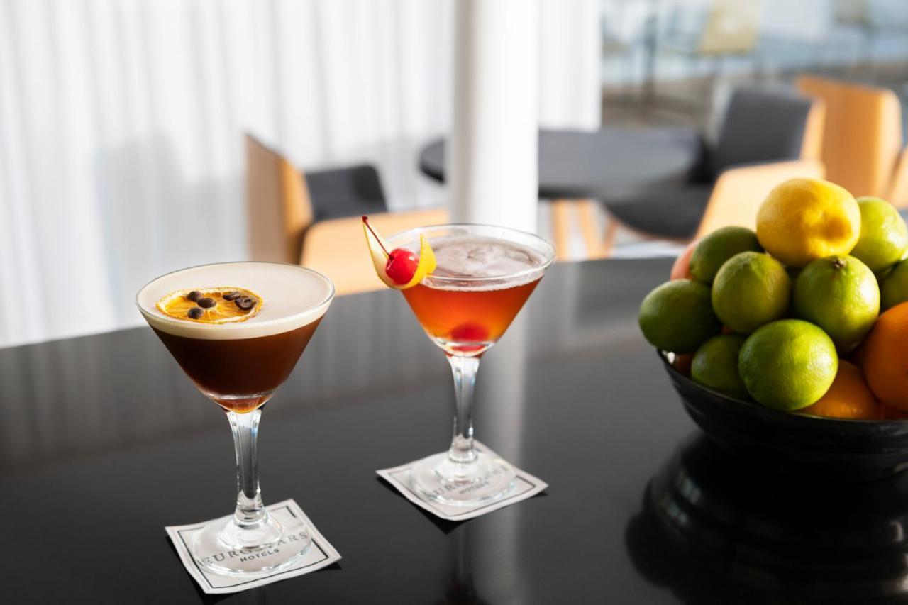 Eurostars Portico Аликанте Екстериор снимка Cocktails at the bar